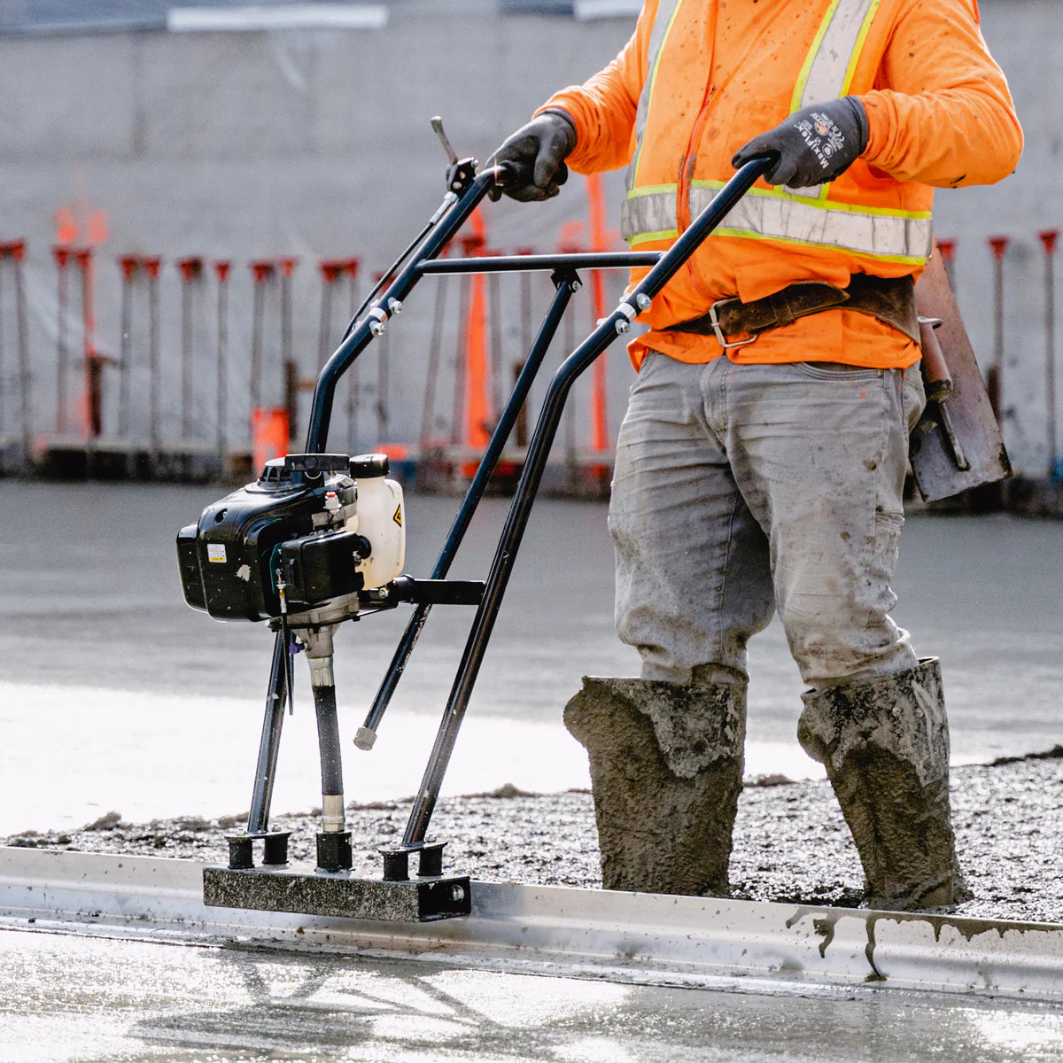 Tomahawk Concrete Power Screed | 4 Stroke Engine | Blade Bundle (Choose 2 Blades)